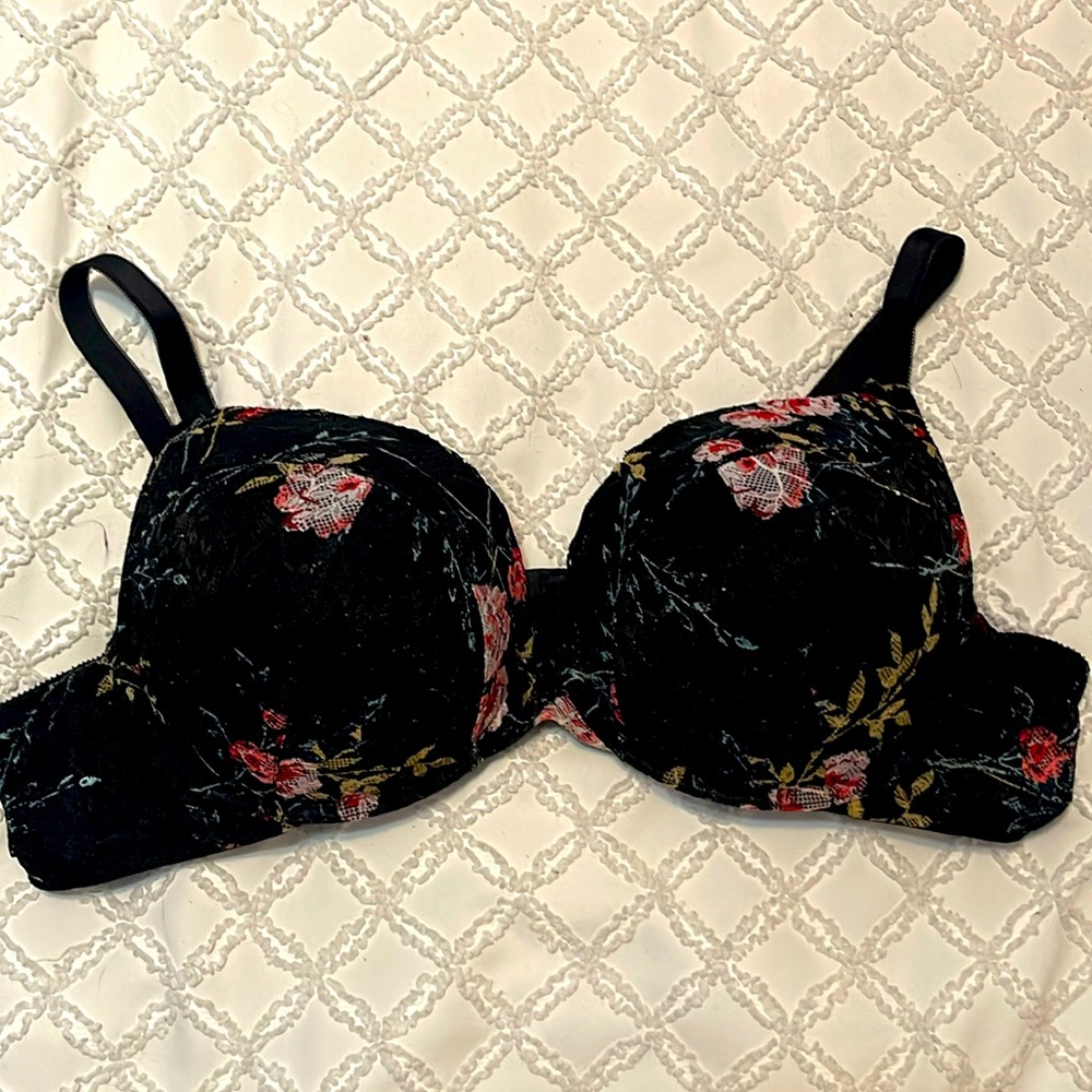 Floral lace bra